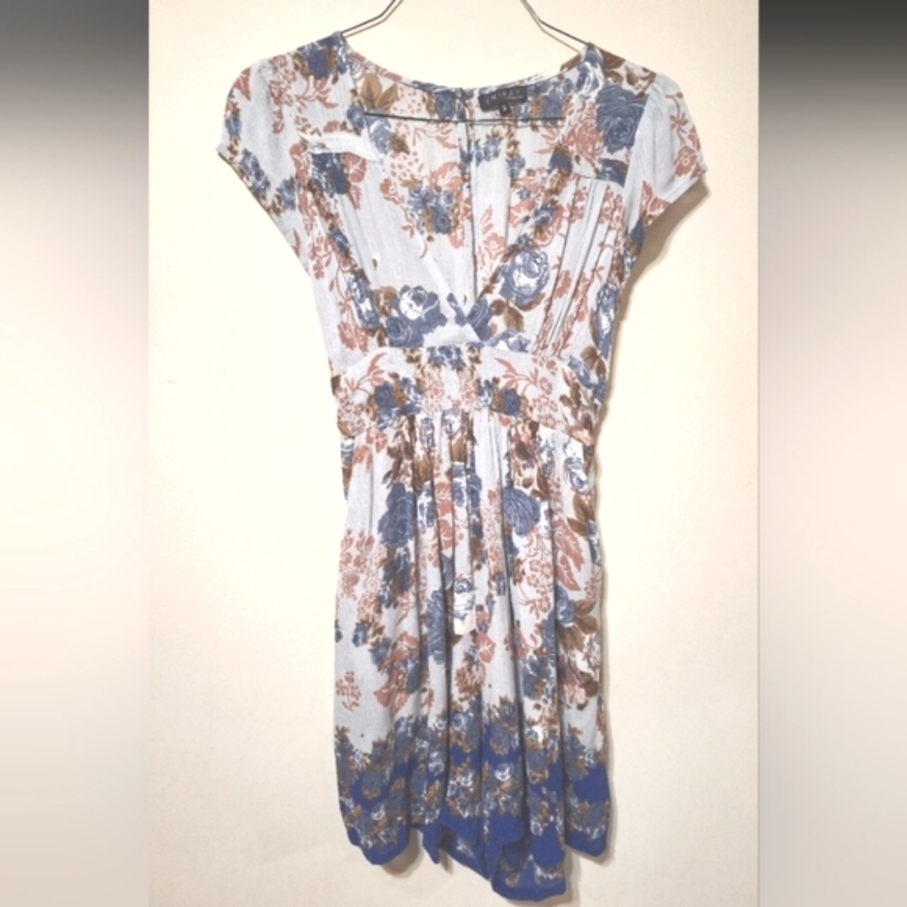 EN/KAY by Navleen small v-neck blue pink floral romper cap sleeve